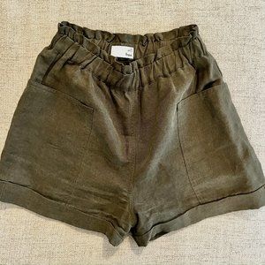 Wilfred high wasted shorts - olive green
